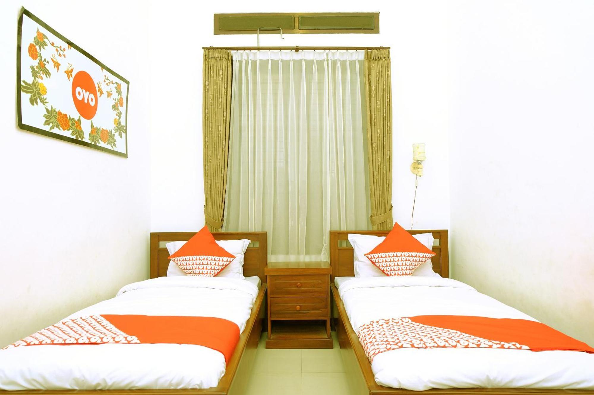 Oyo 350 D' Maktab Homestay Syariah Malang Buitenkant foto