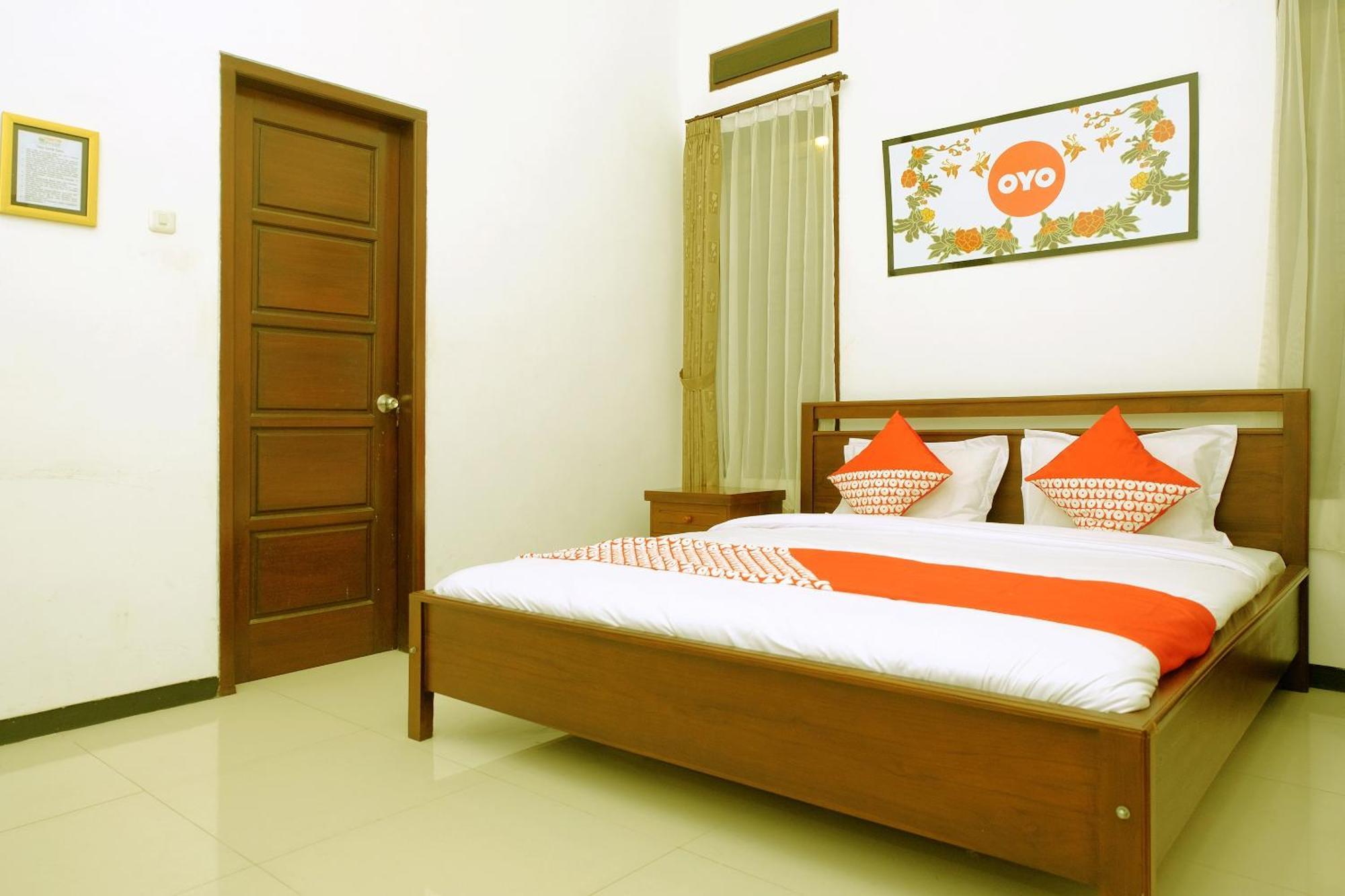 Oyo 350 D' Maktab Homestay Syariah Malang Buitenkant foto