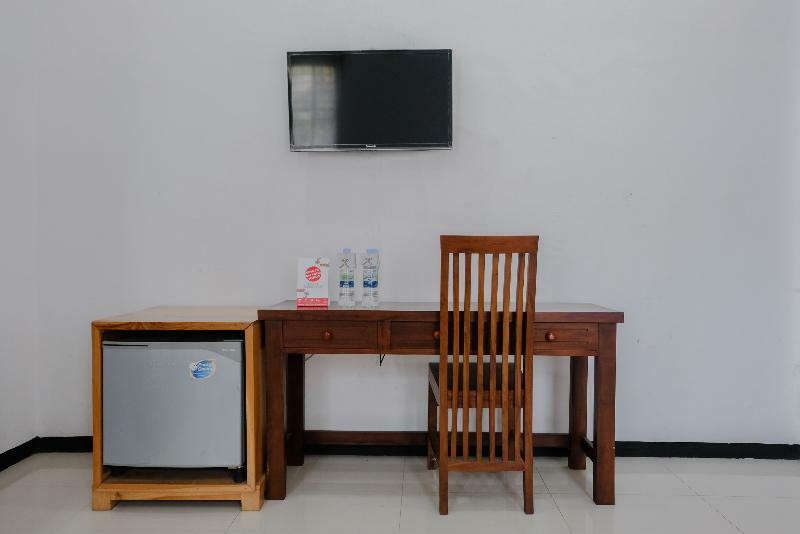 Oyo 350 D' Maktab Homestay Syariah Malang Buitenkant foto